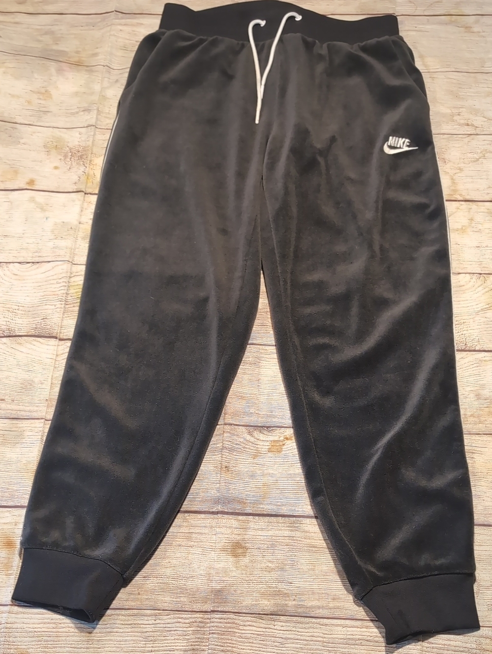 Nike Women's Black Velour Drawing Waist Size Small Joggers